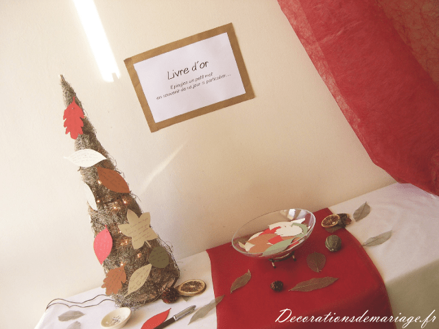   décoration mariage table loisirs créatifs faire soi même bricolage thème automne livre d'or cône des bois