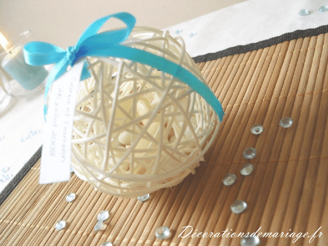  décoration mariage loisirs créatifs bricolage faire soi même thème exotique décoration table boule de rotin à dragées