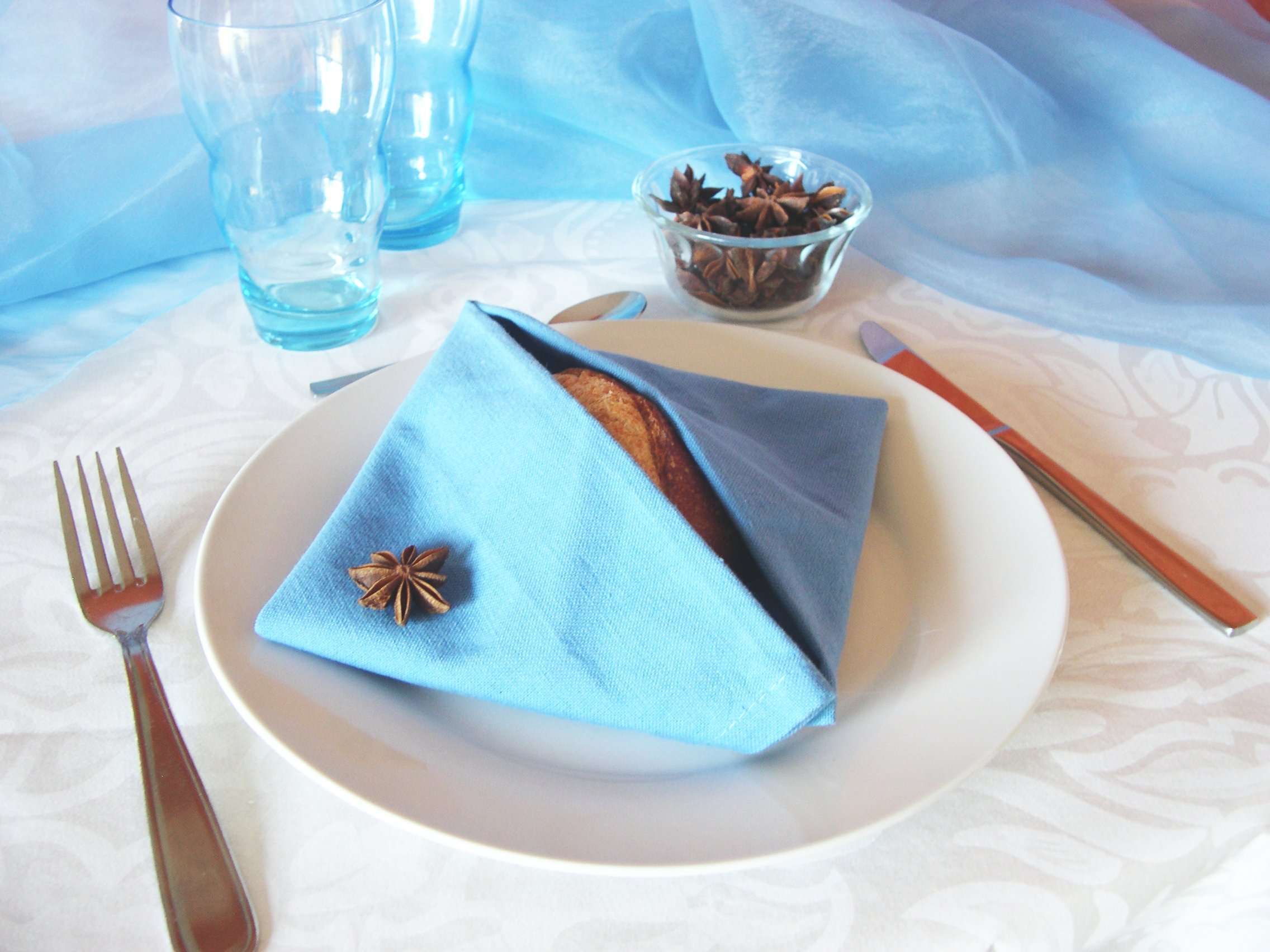 décoration mariage idées thème hiver montagne pliage de serviette chauffe pain